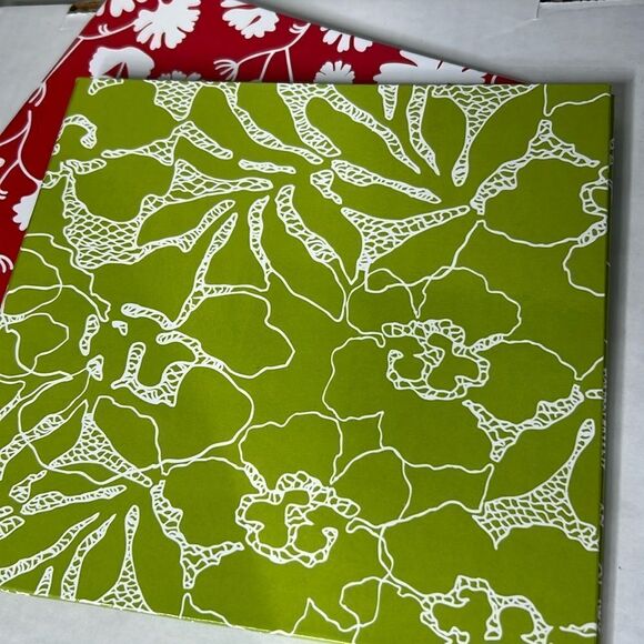 Green and Red Floral set of 2 Scrapbook Album 10 Pages 7”x7” NEW - Picture 5 of 6